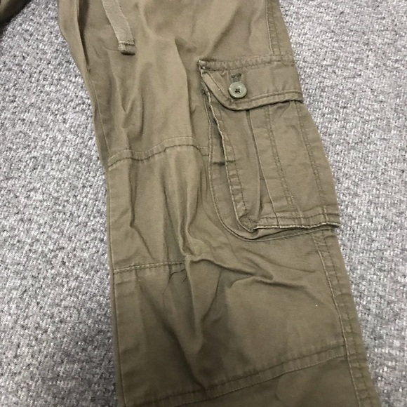 Gap Cargo Pants - Picture 2 of 4
